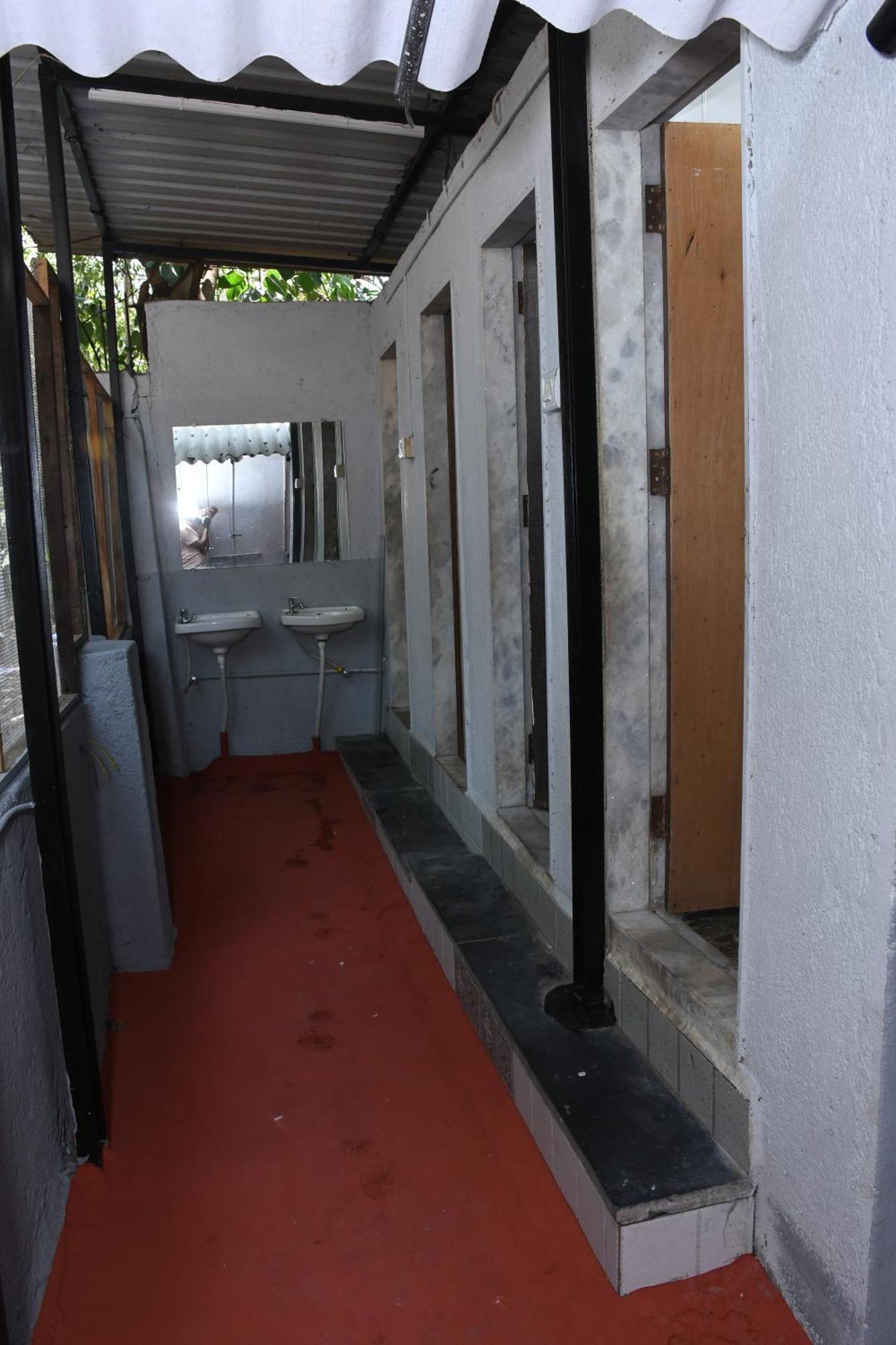 New Dormitory Afra 孟买 外观 照片