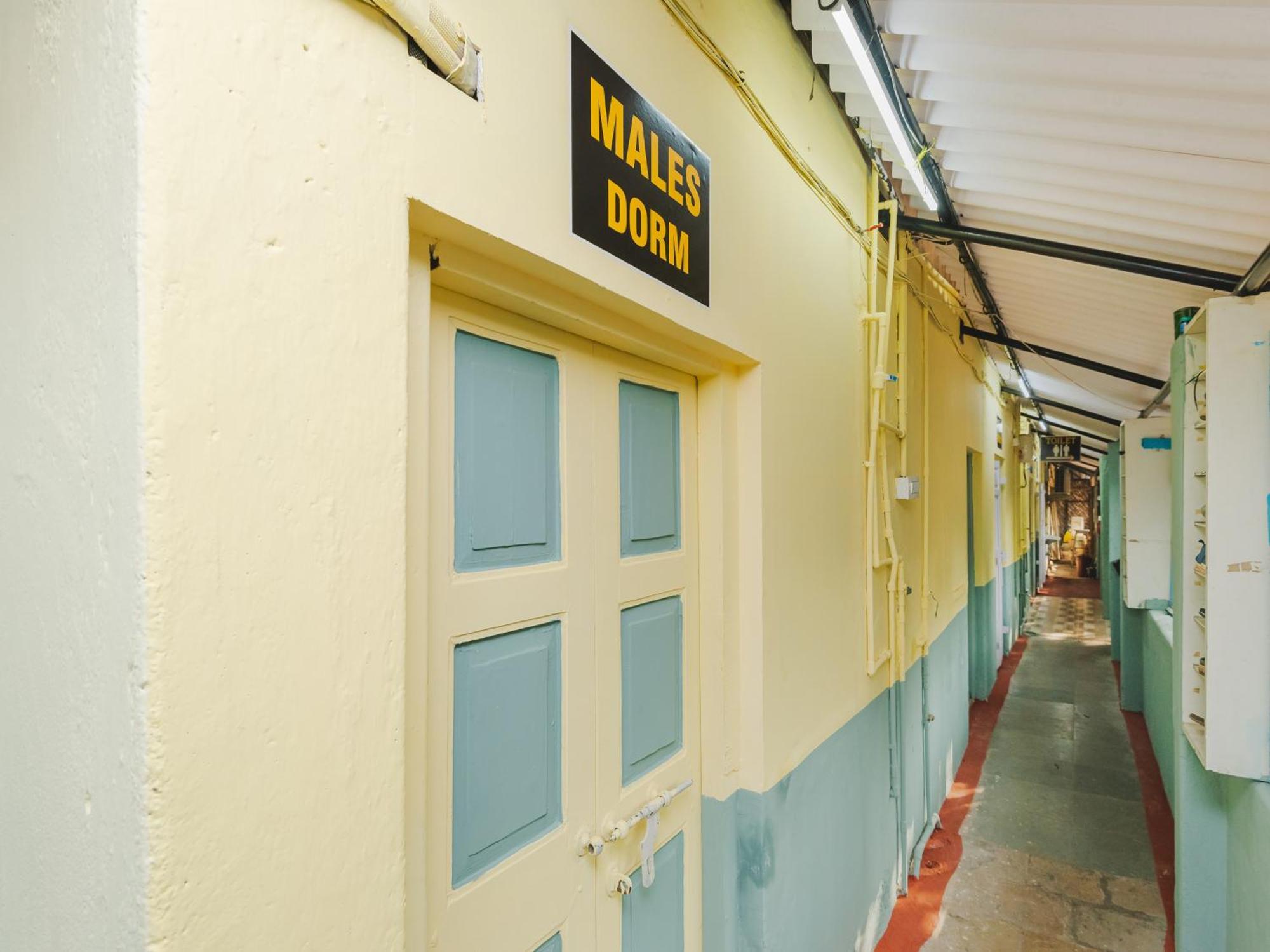 New Dormitory Afra 孟买 外观 照片