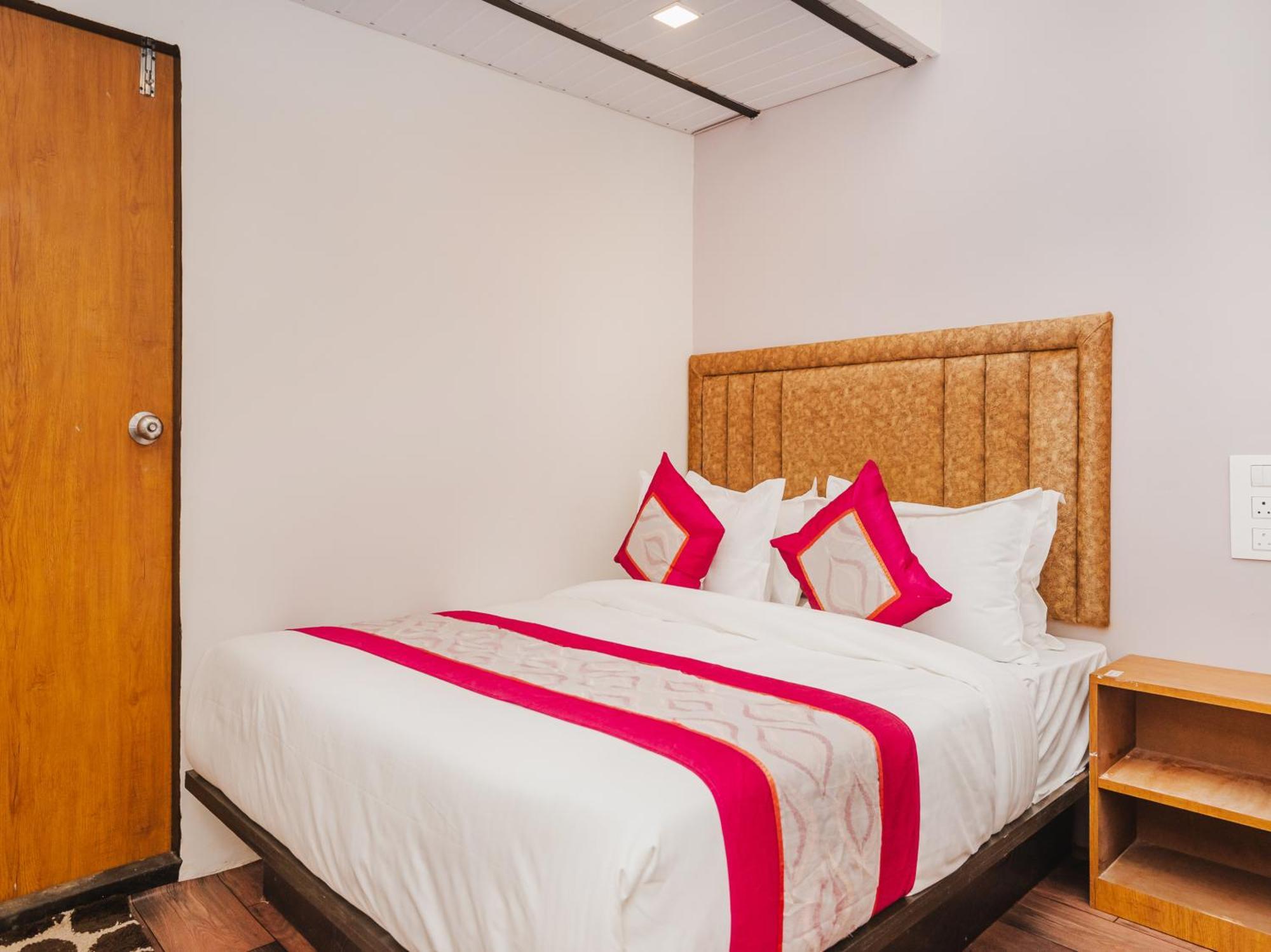 New Dormitory Afra 孟买 外观 照片