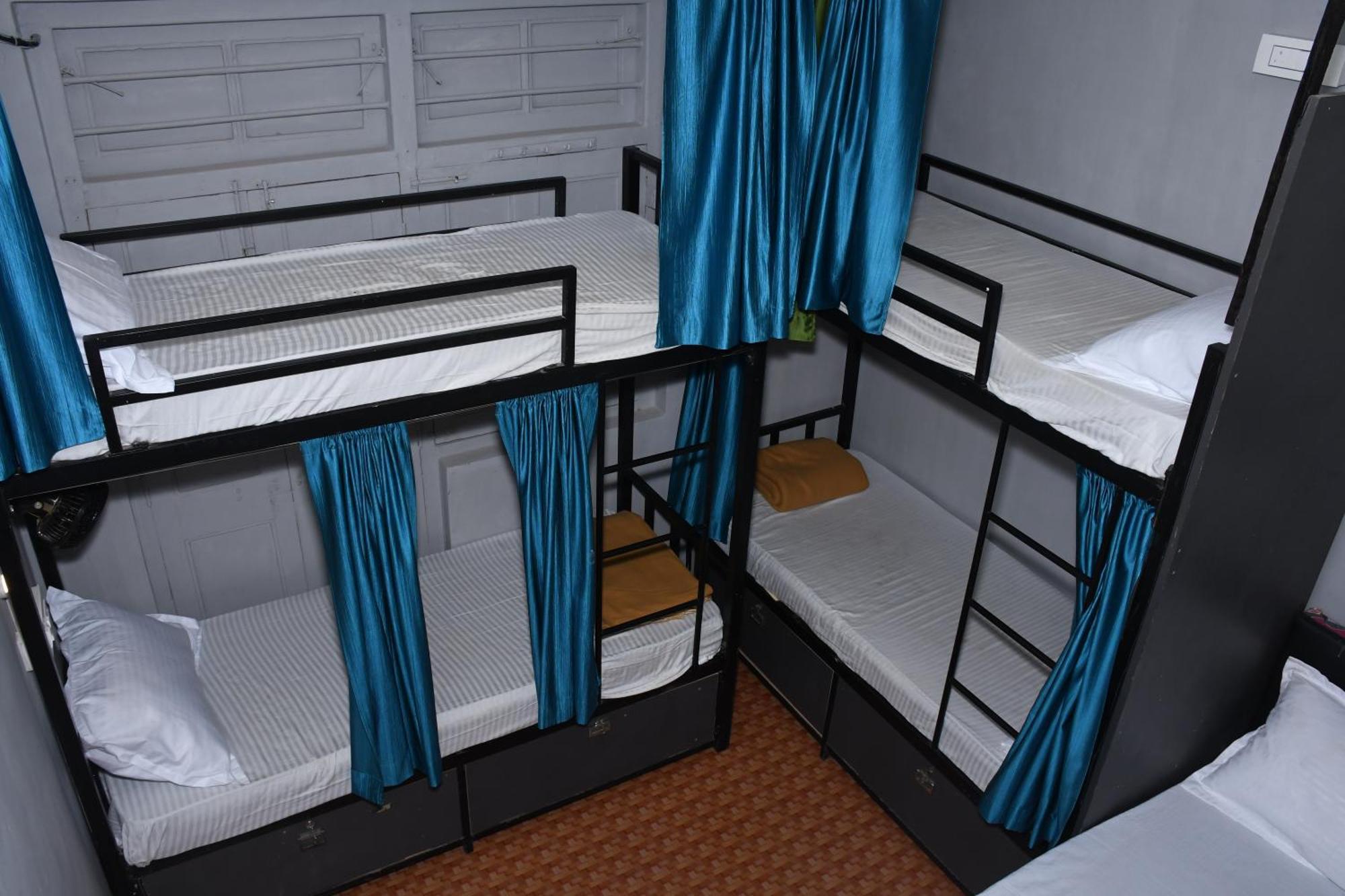 New Dormitory Afra 孟买 外观 照片